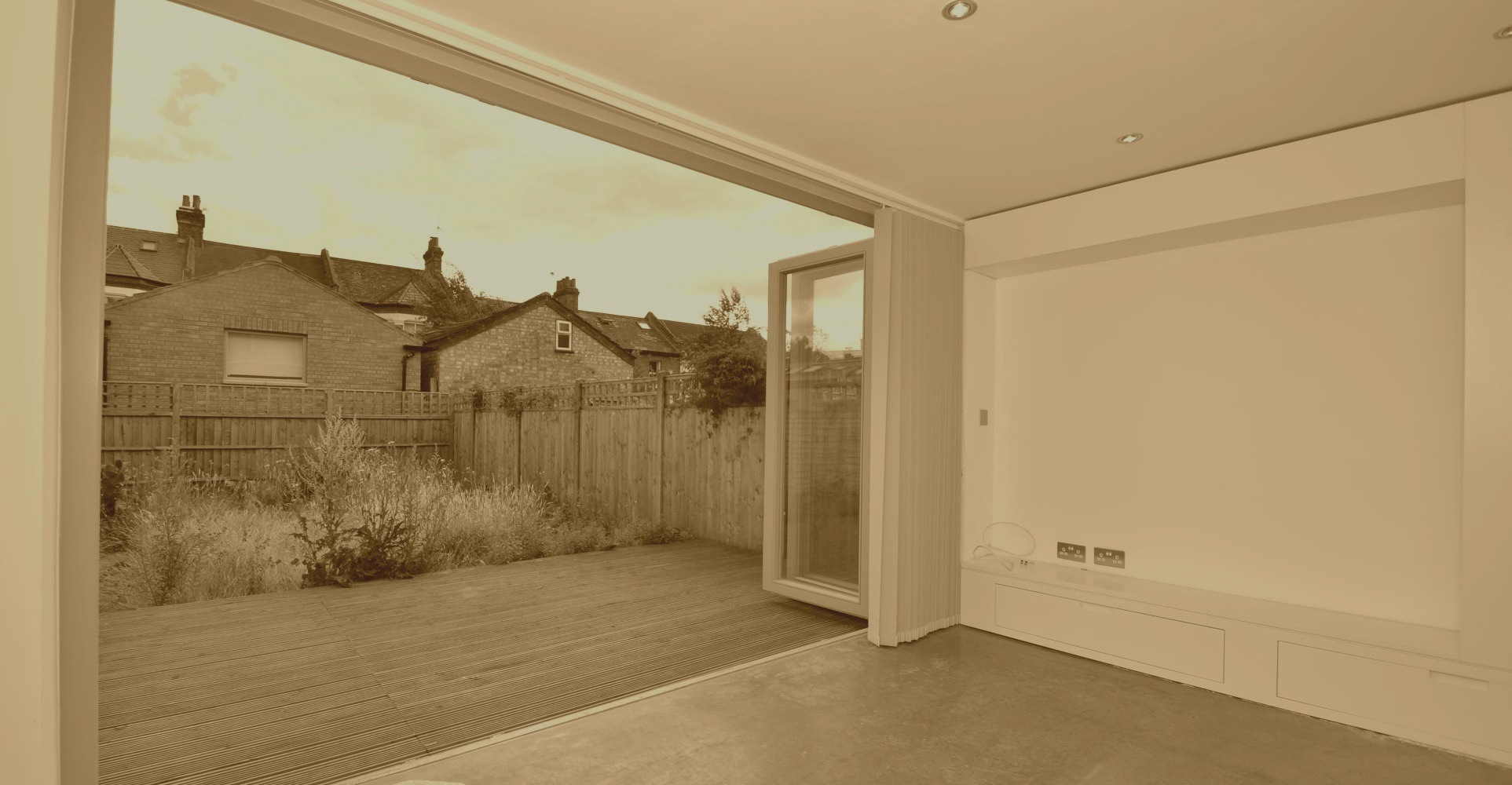 Slider, Glaziers in Sutton, Rose Hill, SM1